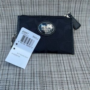 Coach Sutton Mini Skinny Wallet Key
Chain Outer Pocket Zip Closure